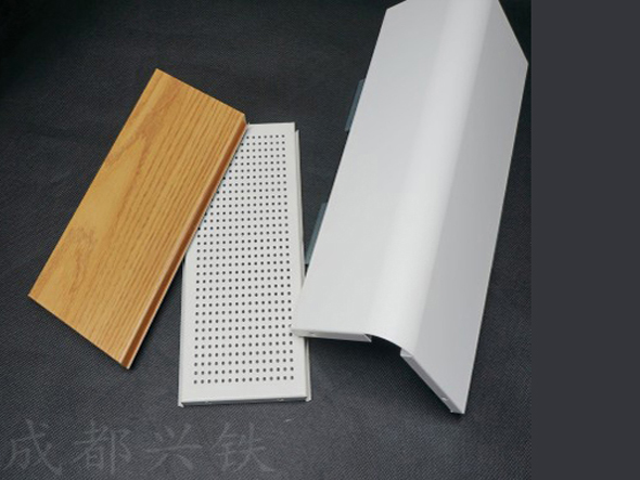 定制冲孔机房污片直播软件下载，提升机房空间的差异化